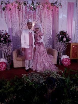 hey kamu istri ku selama nya :*