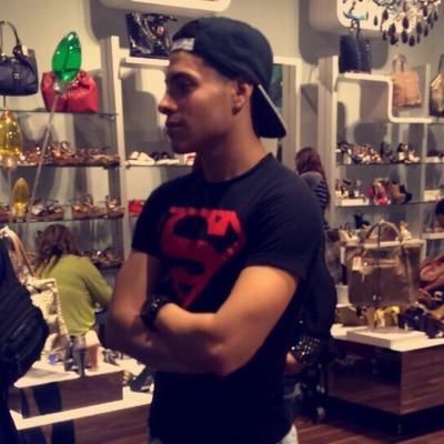 HenriquezWilmer's profile picture. UPRB halterofilia, love to play guitar profesional musican, GYM.                                                               Romeista