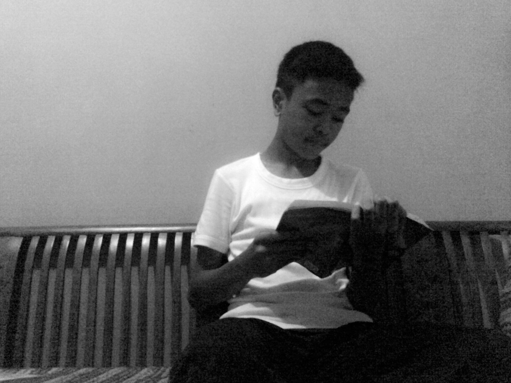 live every day with sincerity and full of smiles #happy23