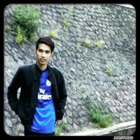 Bersama tak harus sama...Hala madrid