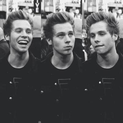 posting only updates on 5SOS