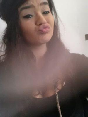 Just enjoying my young adult years wprking and having some fun♡
