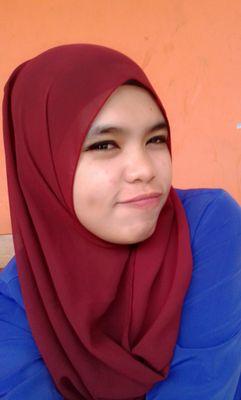 @jouliana(twit lama)my family,karir n pendidikan is number 1 for me ;*