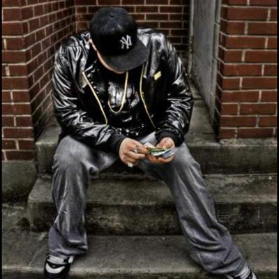 my first cd
http://t.co/uuKxyhtO05
my youtube 
http://t.co/z6gYTh3X20