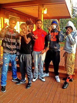 Im SoArrogant Follow Or Get UnFollowed L's Up^For My Real Niqqas Die L's For Them Fvck Niqqas