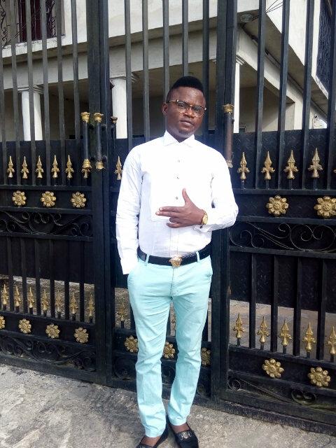 A motivator,peace advocate, organiser,,private investigator, Get close n know more about me. Bbm 28FB1456