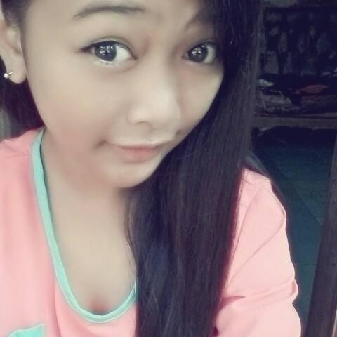 risky_riskyours's profile picture. Perempuan slalu tersakiti...,