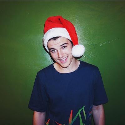 free followw! please follow @tbhwilkinsides thank youuu!❤️❤️❤️❤️
