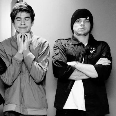 follow @persiancalumx