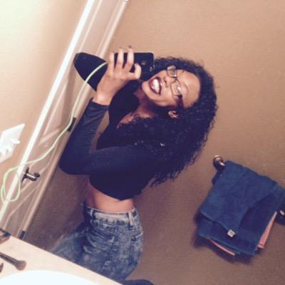 follow me on my other twitter. wont be using this one @mommyydearest_
