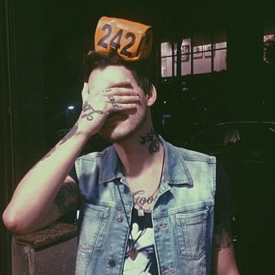fã clube oficial, cinco anos curtindo a night ⚡️