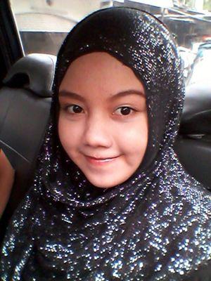 Student at Trisakti School of Transportation. Management of Logistics and Materials 2014. Fans of Dubai