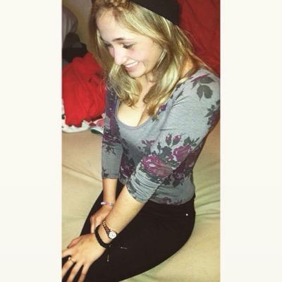 trippynicole Profile Picture