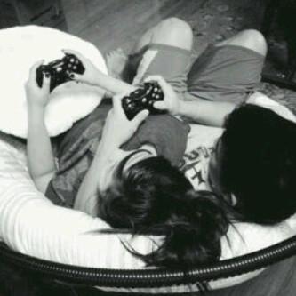 Farisnawaz14's profile picture. @nazmi_fari