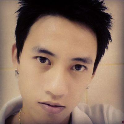 tao_jazz's profile picture. หัวใจ ไม่ใช่ของเล่น และอย่าเห็น ผู้หญิง เป็น ของตาย ถ้ายังเรียกตัวเองว่า ผู้ชาย ก็อย่า มักง่าย รักใครให้ รักจริง