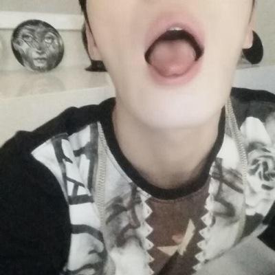 kmjjong's profile picture. 