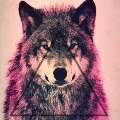 I do free lock screens for everyone just send me a request on what you would like and I will do it for you