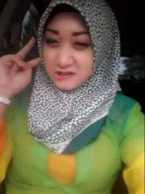 Nadila_Zhard's profile picture. NO SHARE NO HP, NO FOLBACK, PIN BB, ID WE CHAT DAN NAKED PICTURE, SUKA FOLLOW DAN RETWEET, GAK SUKA BERARTI HOMO !!!!