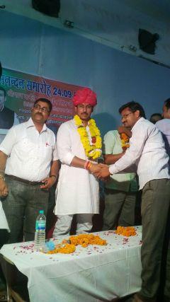 director of a school...A simple nd down to earth person. belongs to bhartiya janta party...A big namo fan. :)
