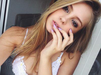 GwenRPHHRD's profile picture. 20 ans *** Parfumerie