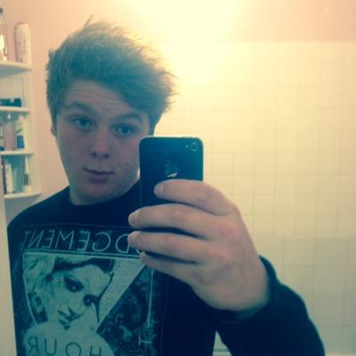 ezra_flowers's profile picture. 