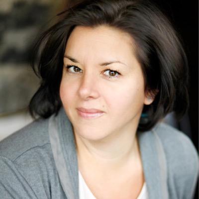 Mère de deux jeunes filles, conjointe de leur père et urogynécologue le reste du temps!