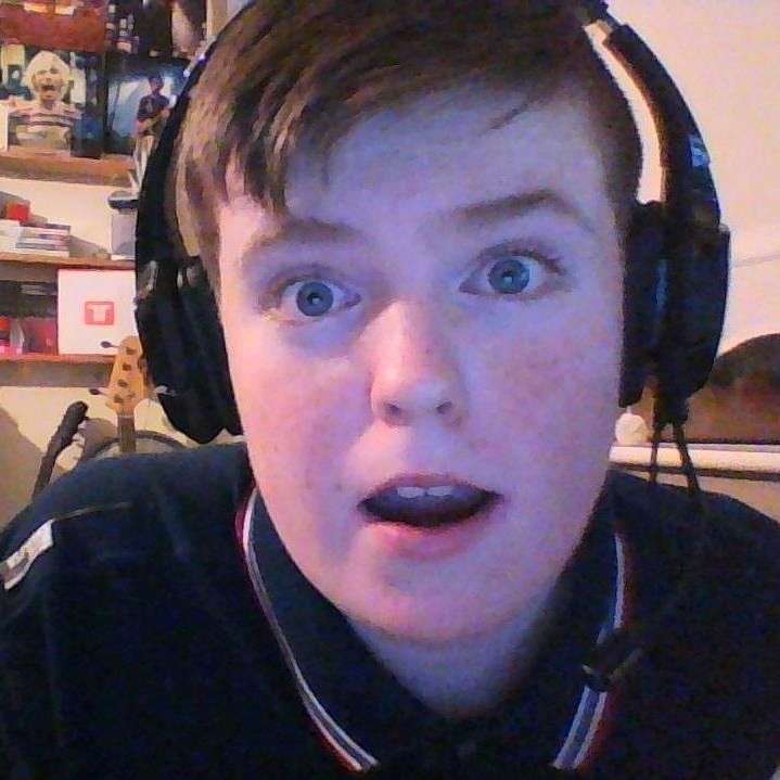 Irish gamer,partnered with geore barber happy wheels, COD and more i tweet back https://t.co/hZjzEWeMH4