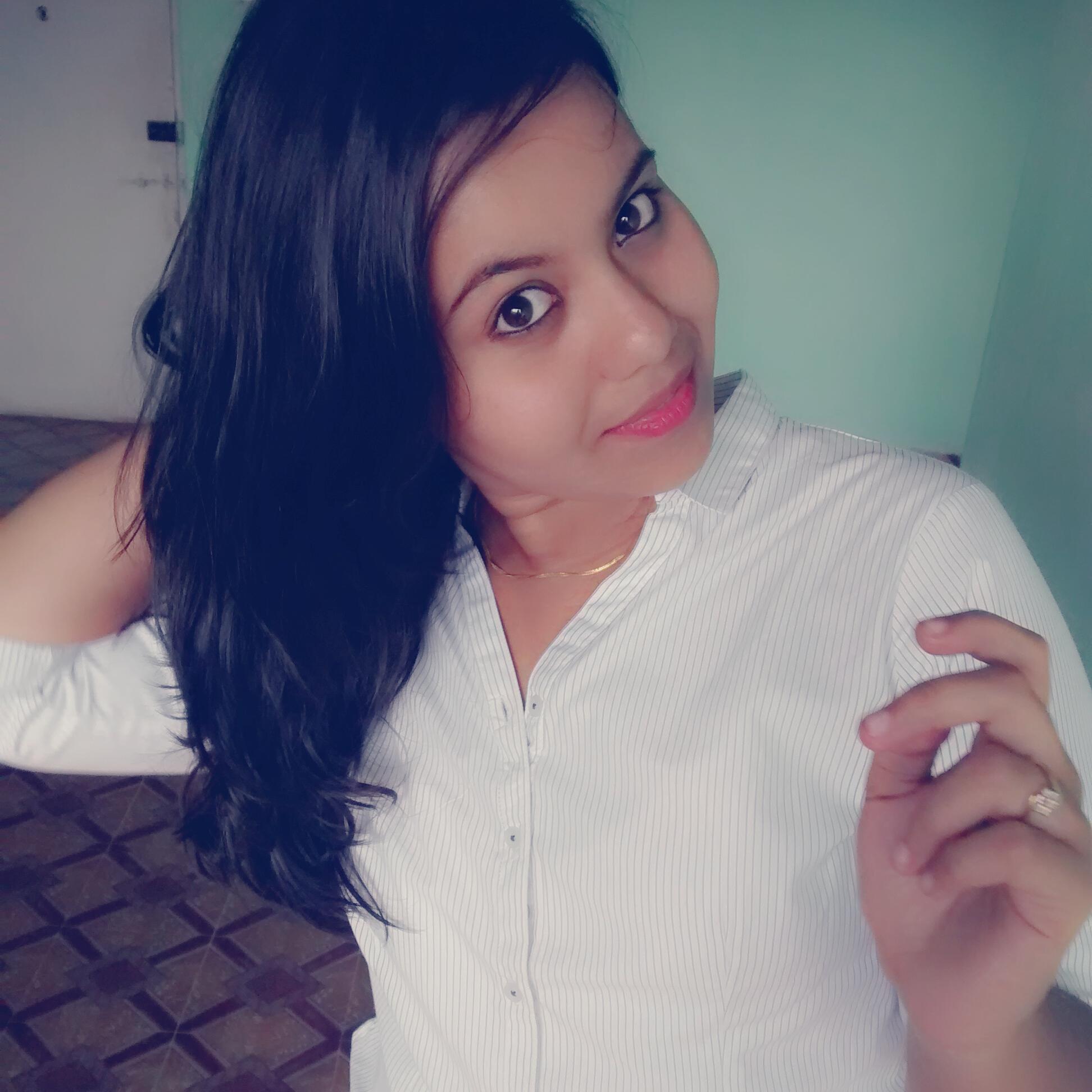 fun loving | photoholic | crazy | carefree