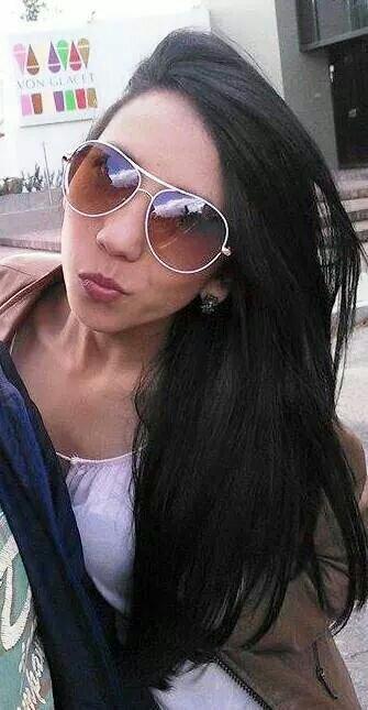 ACTRIZ Y PRESENTADORA... YO ♥ EL ARTE... instagram: estefy_rojitas