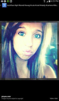Hello ...im girl...My name is jessica ...im a British and half Indian..I love chocolates and one direction....im a directioner..♡♥☆★