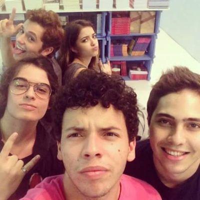 Fc criado no dia 23/10/12 e recomeçando dia 09/07/13. Oficializado e seguido pelo elenco. Replys nos Favoritos