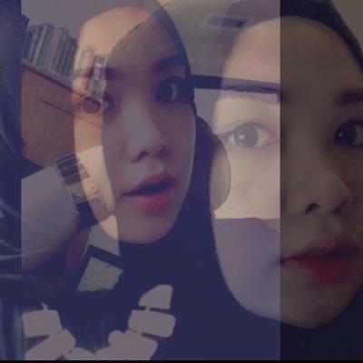 Put my Trust, Faith n Believe in Allah. Addicted to Greentea, Picky.