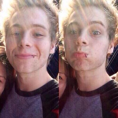 you just got a free follow from @horcruxmgc  so follow her maybe?