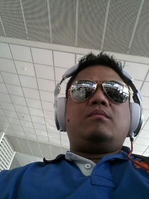 de_randell's profile picture. Key Accounts Executive, Sales and Marketing Specialist, Strategic Planner, Entrepreneur, Husband and Father of 2 Beautiful Daughters..