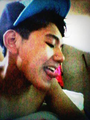 aveces en la vida hay que tomar decisiones y aveces esas decisiones rompen corazones . 17 años V.Alsina