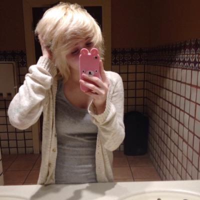 Sxdbabee's profile picture. my name is devon, not pepper lauren kristen or whatever else youve manage to come up with.