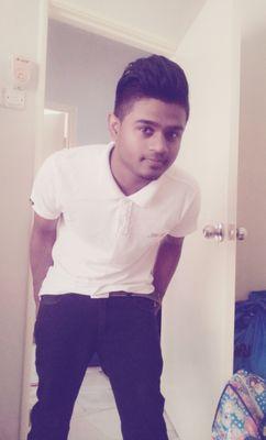 vel_boy's profile picture. Hye guyz nice to meet up :)
I M 18 ;)
i M a CoOl GuY...My LiFe iS mY ShU..:-*
