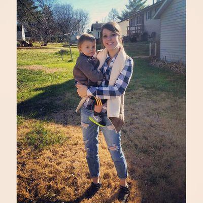 Education major. Cooper and Nathan are my world.♡  new twitter- unfollow @DanielleHall_