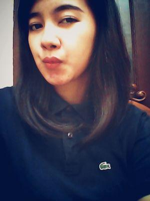 Love family - born in bandung - 12 dec - fresh graduate - nice to meet you ☺