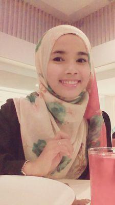 ☆ aishah ★ 22 years old ☆ student ★