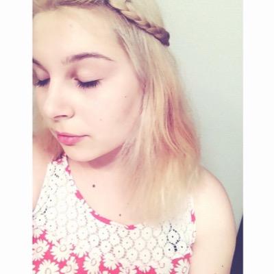 musical theatre 
college student
21
always bored