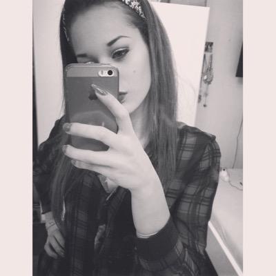 _bea_lein's profile picture. Belieber ∞ |03.04.13 #BELIEVEtour 16.11.16 #PURPOSEtour in Germany ❤| -Follow your dreams and never say never.| 17 | Cheerleader