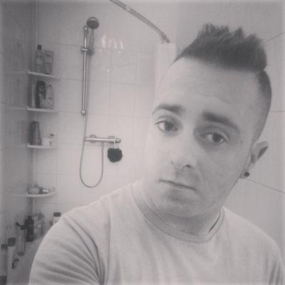 mikevarty62's profile picture. 