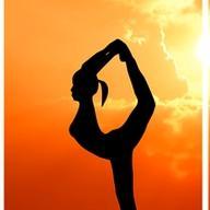 Yoga and fitness fanatic , all about BMORE! Like the parties, pool and spa too. Follow me!