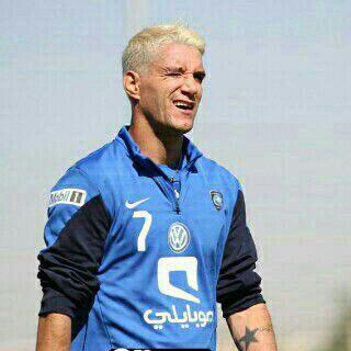 ‏وذكرك يا رسولنا تُضاء به الحياه 
 ♡   اللهم صلِ وسلم عليه