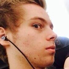 follow @stydiamuke and rt the last tweet to save my life