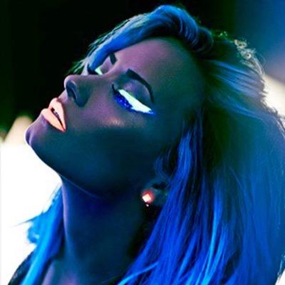 Bring you pictures of Queen Demi