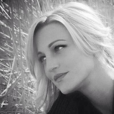 RenaeBernadette's profile picture. 