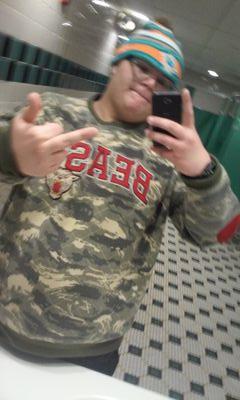 elwood_ej's profile picture. turn the fuck up