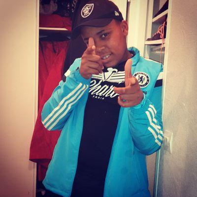 #TeamBarca #TeamCDM2014 #TeamParis #TeamCDC #TeamCaaps #Team Street #TeamFifa #TeamNegroDeep #TeamCharo #TeamCharlieDeltaCharo #TeamCdc #TeamChamptierDuCoq